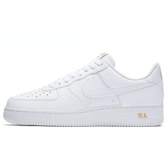 Nike Air Force 1 LV 82